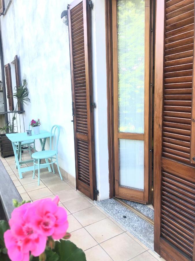 Casa Nonna Elide Appartement Besozzo Buitenkant foto
