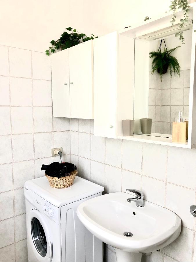 Casa Nonna Elide Appartement Besozzo Buitenkant foto