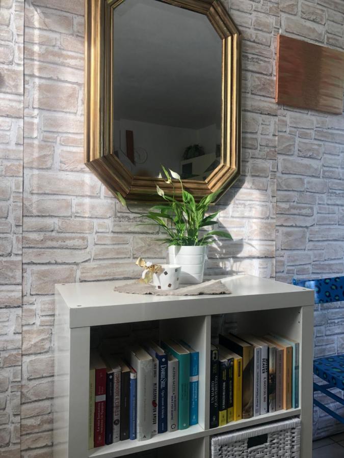 Casa Nonna Elide Appartement Besozzo Buitenkant foto